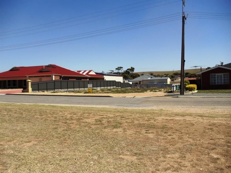 4 Oval Terrace, Ardrossan SA 5571