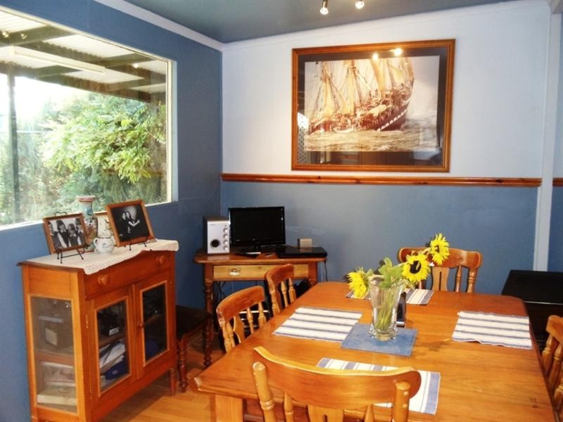 13 Clinton Road, Maitland SA 5573