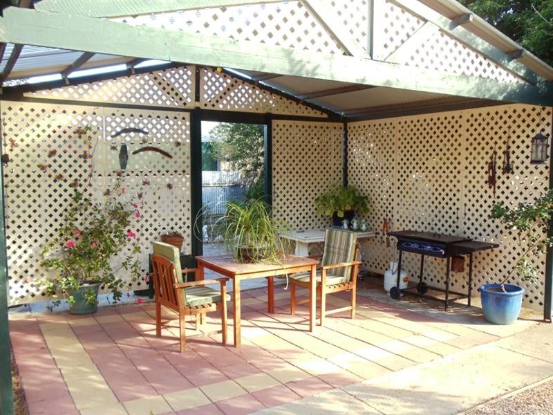 13 Clinton Road, Maitland SA 5573