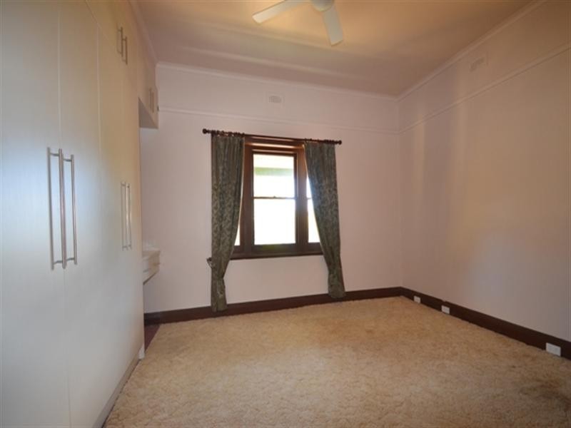 46 Victoria Road, Clare SA 5453