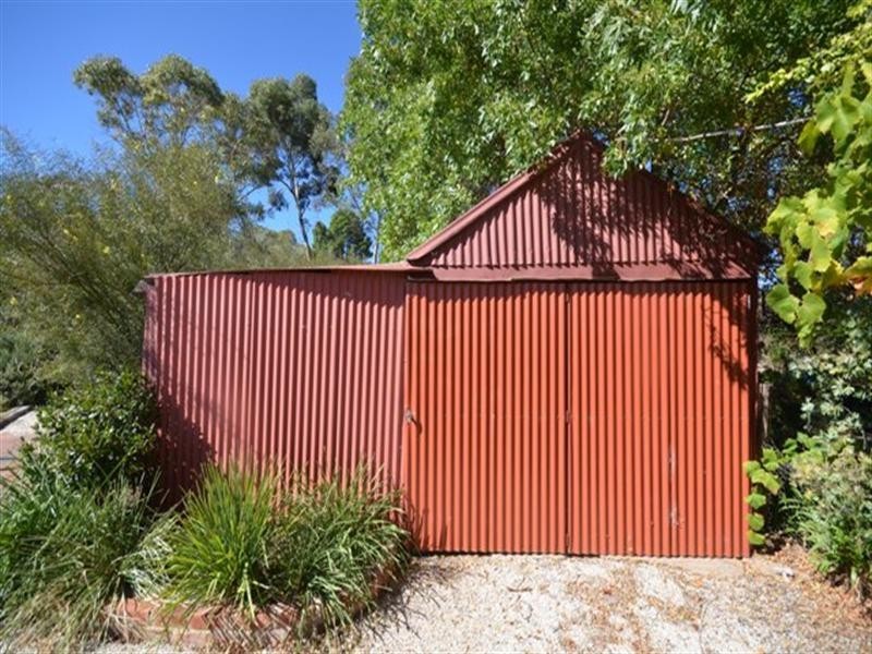 46 Victoria Road, Clare SA 5453