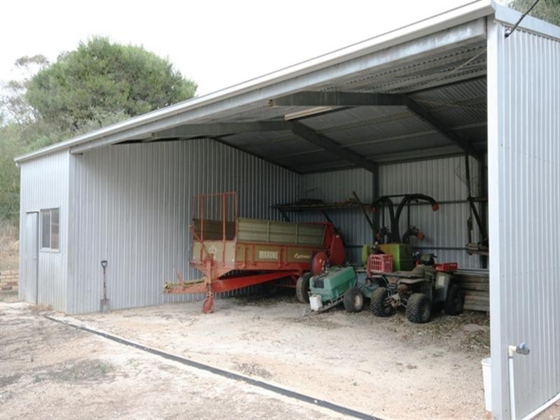 Lot 200 Benbournie Road, Clare SA 5453