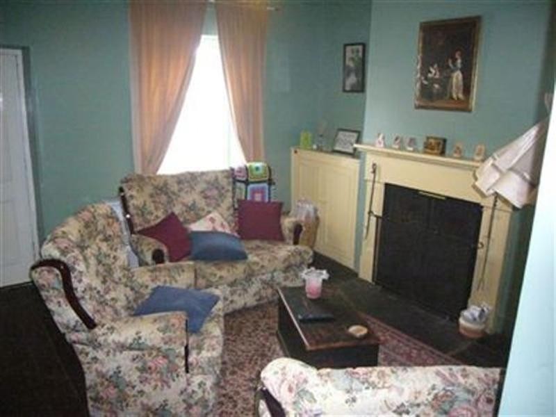 14 Truro Street, Burra SA 5417