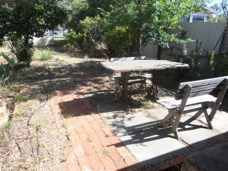 14 Truro Street, Burra SA 5417