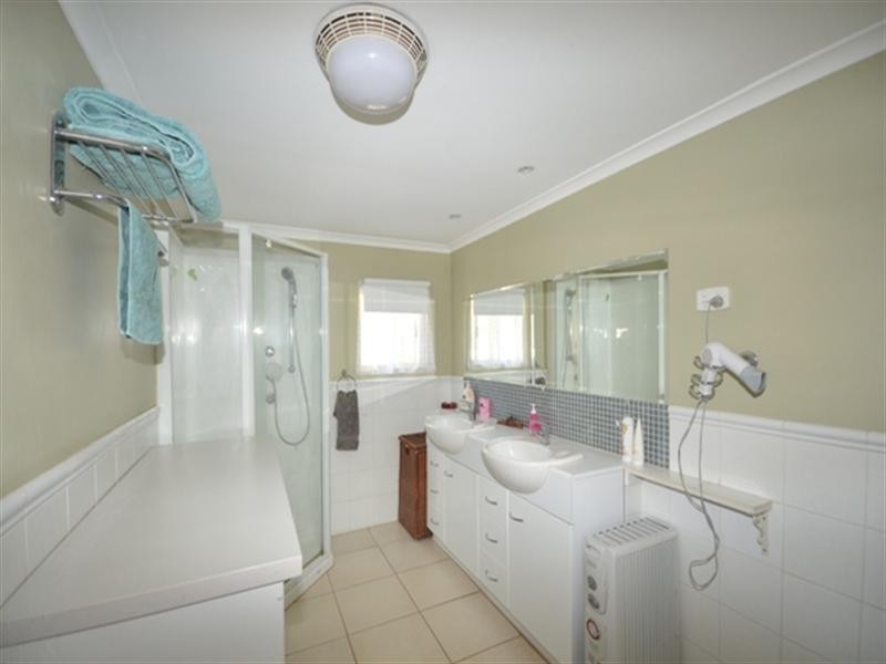 “Ashwood” Pipeline Road, Clare SA 5453