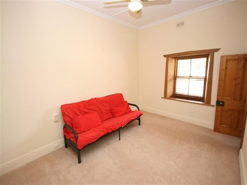 7 Helston Street, Burra SA 5417