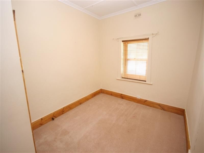 7 Helston Street, Burra SA 5417