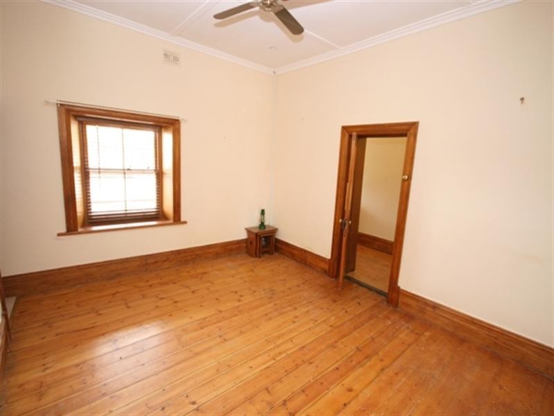 7 Helston Street, Burra SA 5417