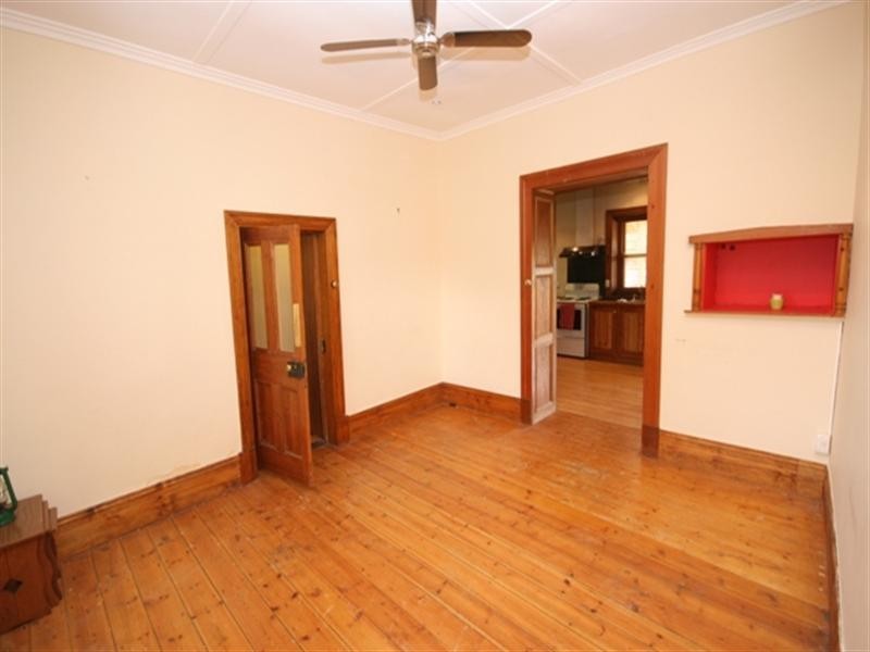 7 Helston Street, Burra SA 5417