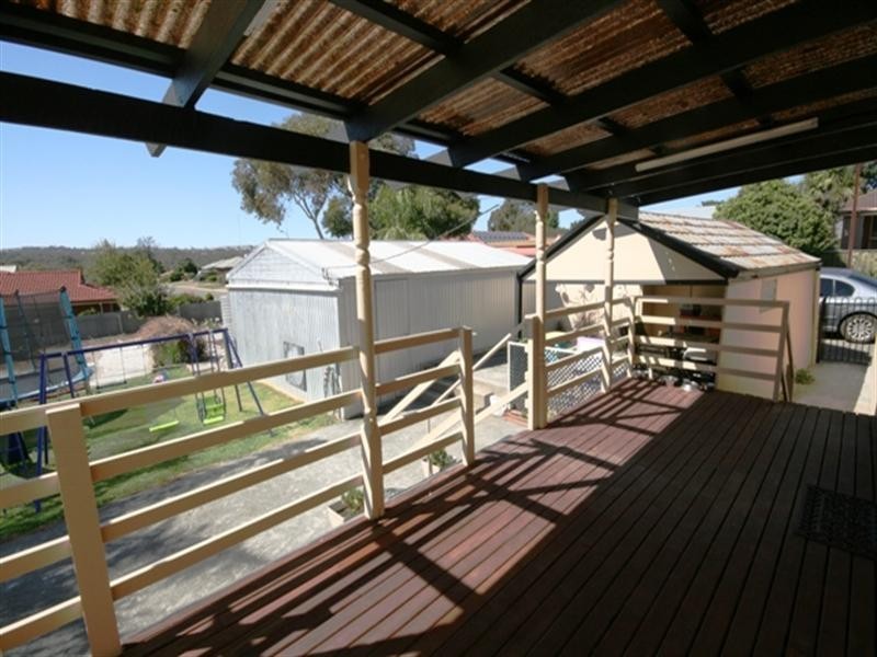 12 West Terrace, Clare SA 5453