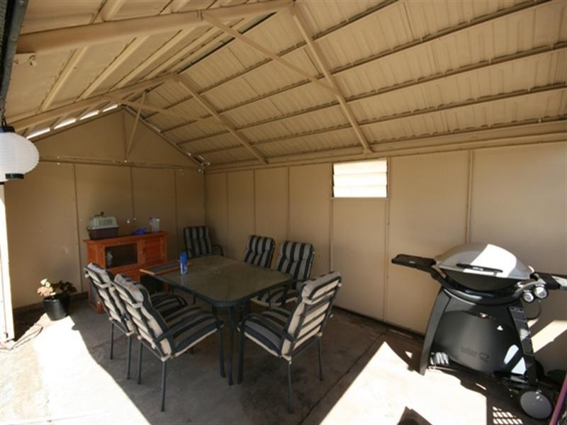 12 West Terrace, Clare SA 5453