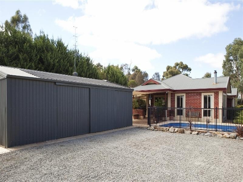7 March Court, Clare SA 5453