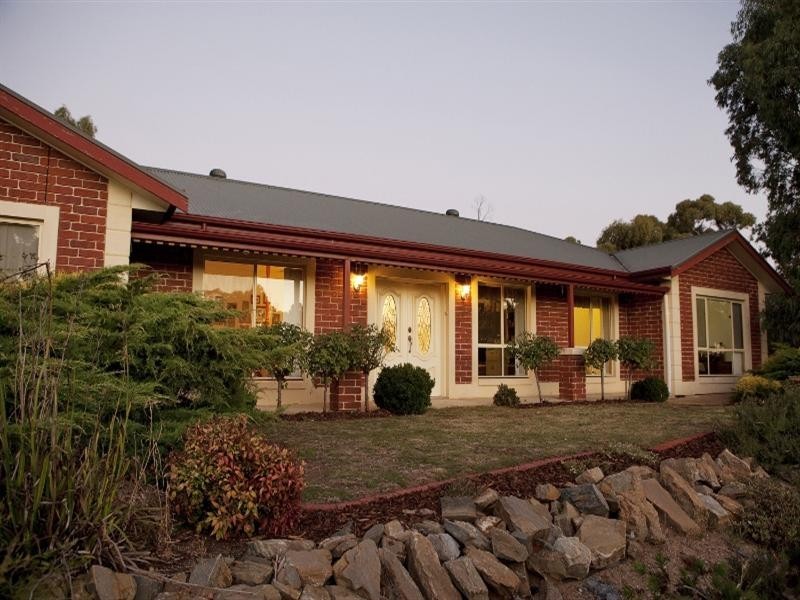7 March Court, Clare SA 5453