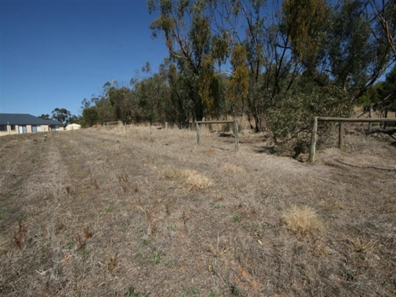 Lot 106 Tamblyn Street, Clare SA 5453