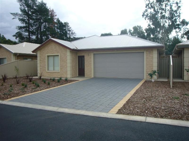 12B Albert Street, Clare SA 5453