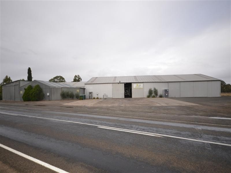 11 Main North Road, Auburn SA 5451