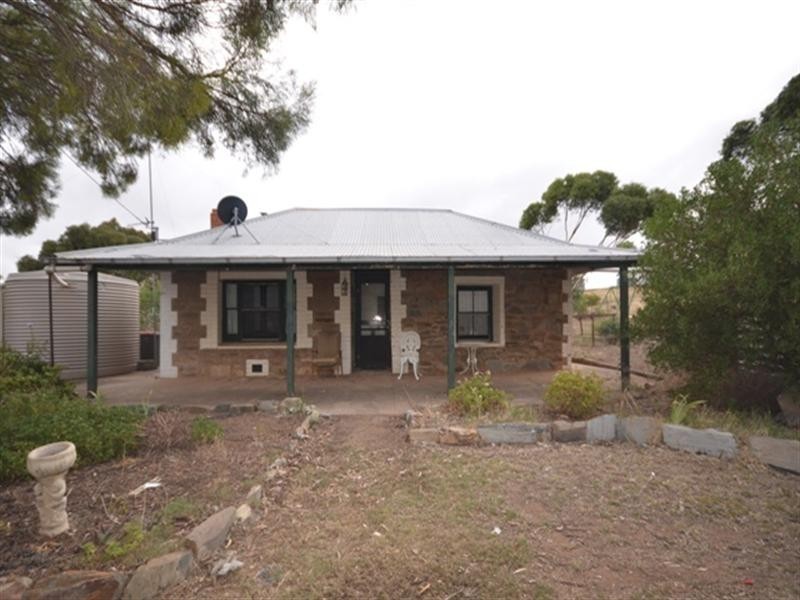 232 Graham Street, Burra SA 5417