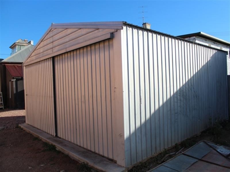 34 Railway East Terrace, Snowtown SA 5520