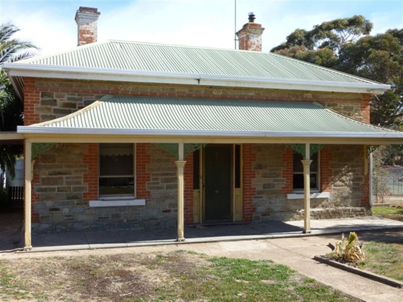 156 Main North Road, Clare SA 5453