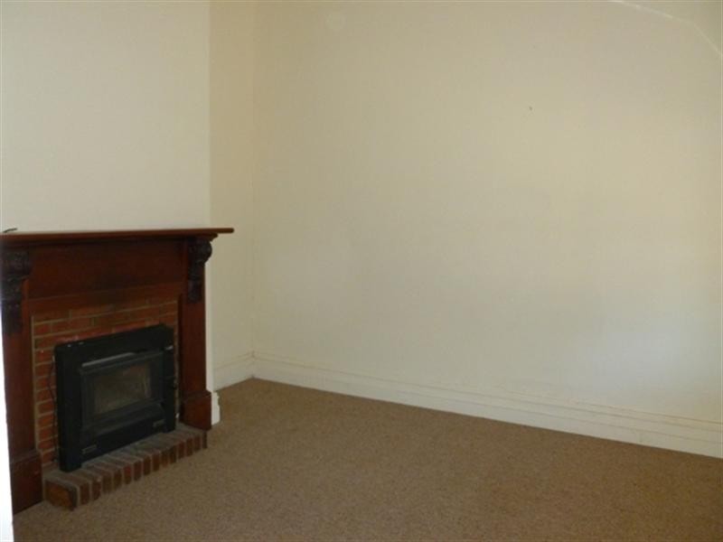 156 Main North Road, Clare SA 5453