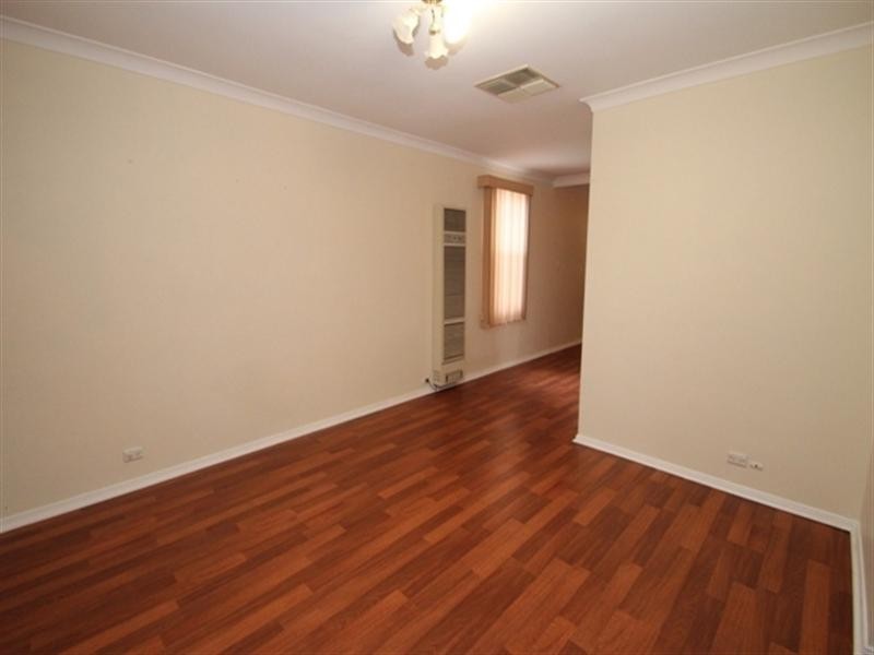 21 Moore Street, Blyth SA 5462