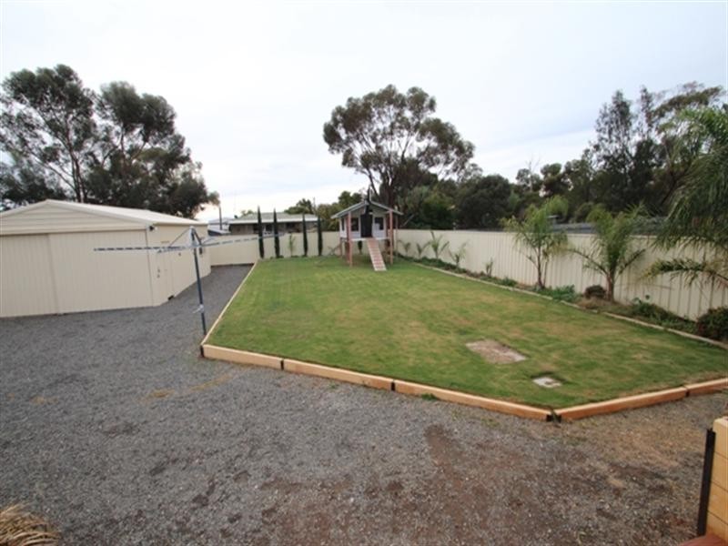 21 Moore Street, Blyth SA 5462