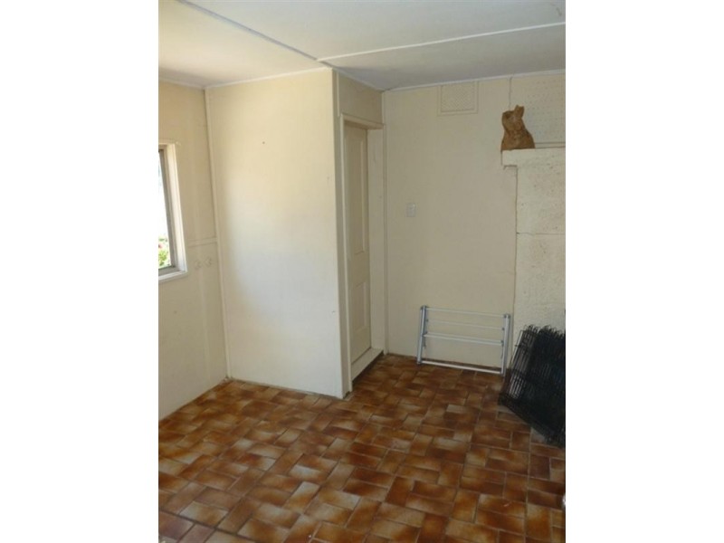 12 Powell Place, Clare SA 5453