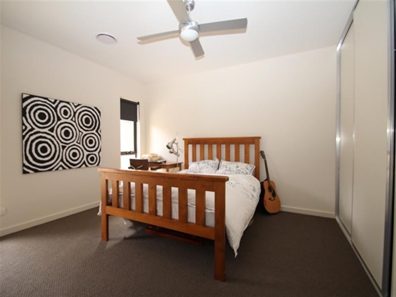 12 Edward Street, Clare SA 5453