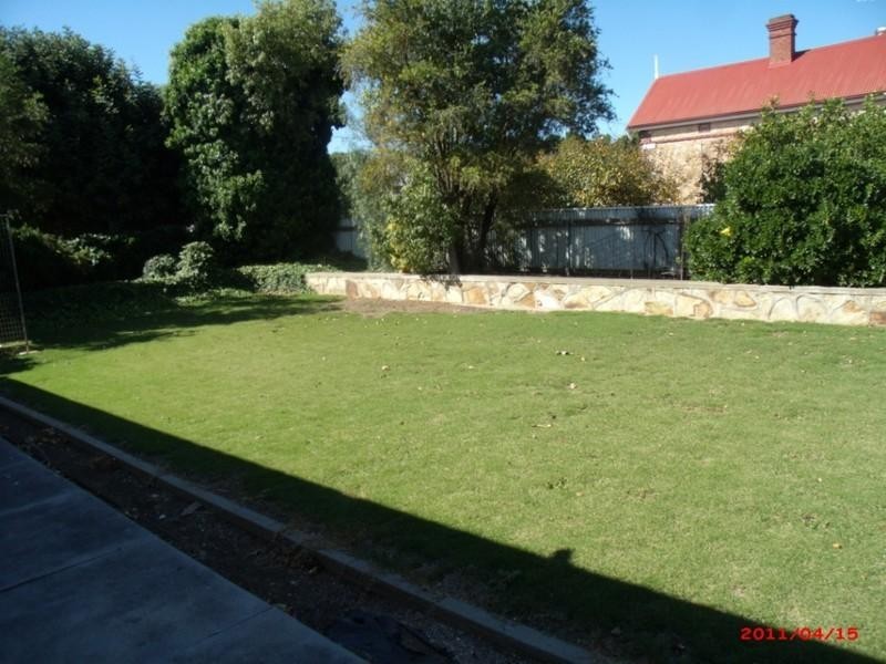 10 Samuel Street, Maitland SA 5573