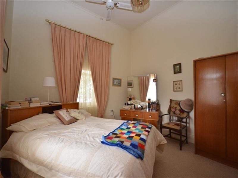 4 Eighth Street, Morgan SA 5320