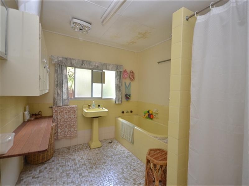 4 Eighth Street, Morgan SA 5320