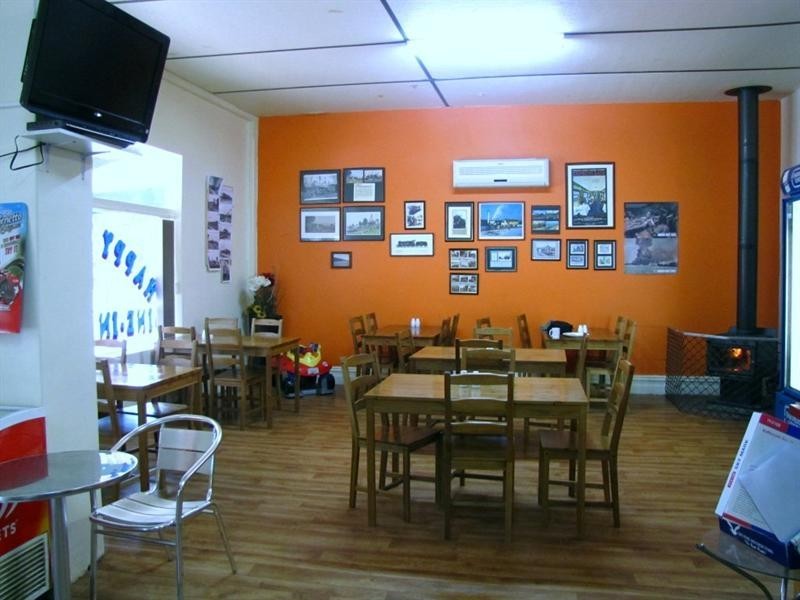 38-40 Gladstone Street “Happy Rock Cafe”, Gladstone SA 5473