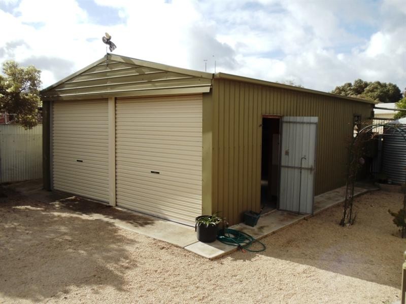 2 Douglas Court, Tiddy Widdy Beach SA 5571