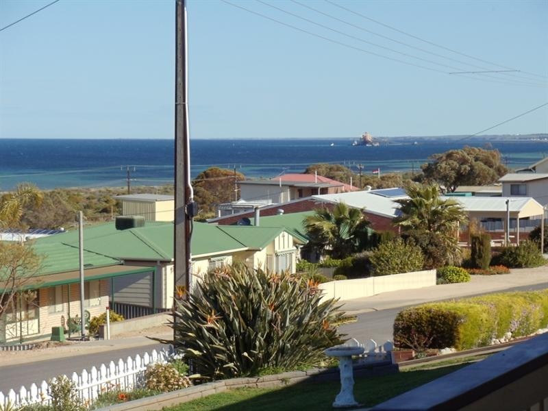 35 Hosking Road, Tiddy Widdy Beach SA 5571