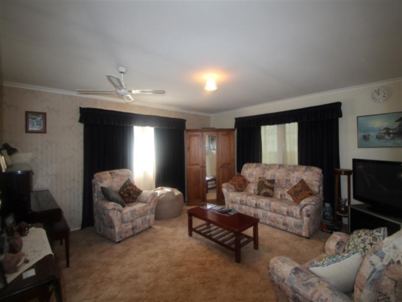 4 Eleventh Street, Snowtown SA 5520