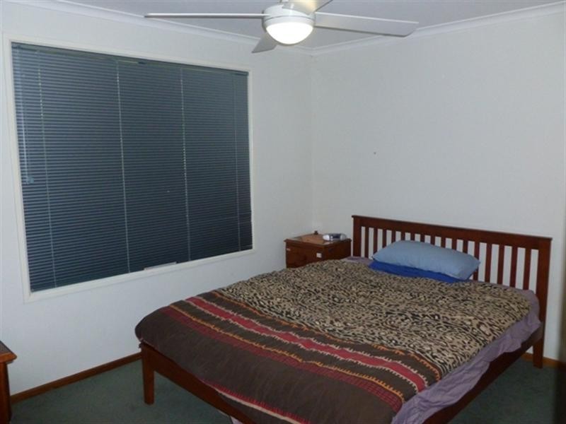 9 Beare Street, Clare SA 5453