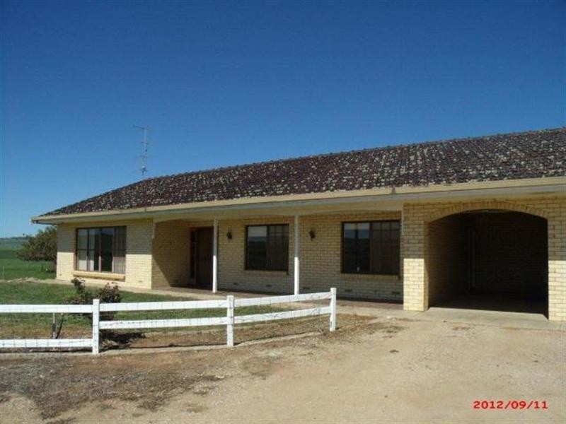 . Barton Hill Road, Black Springs SA 5413