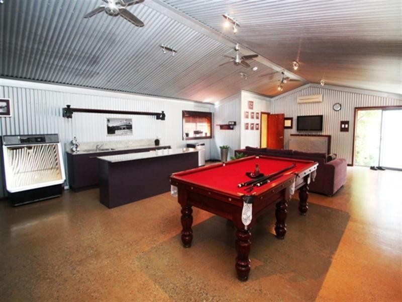 4 New Road, Clare SA 5453