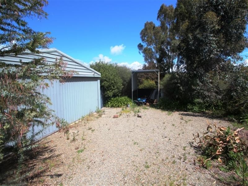 4 New Road, Clare SA 5453