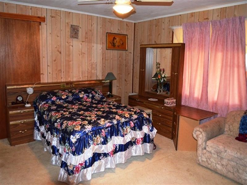 1 fifth Street, Owen SA 5460