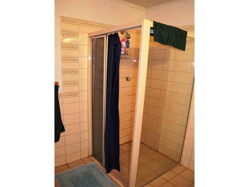 1 fifth Street, Owen SA 5460