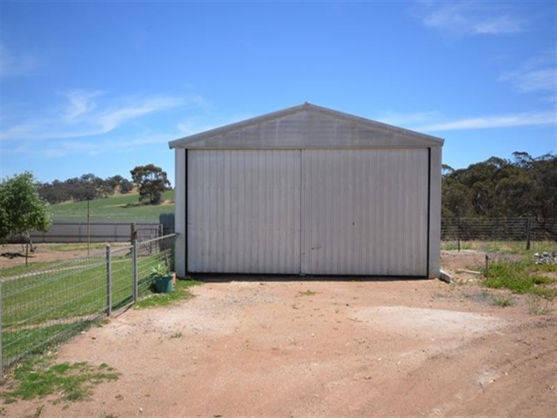 Lot 553 Auburn to Manoora Road, Auburn SA 5451