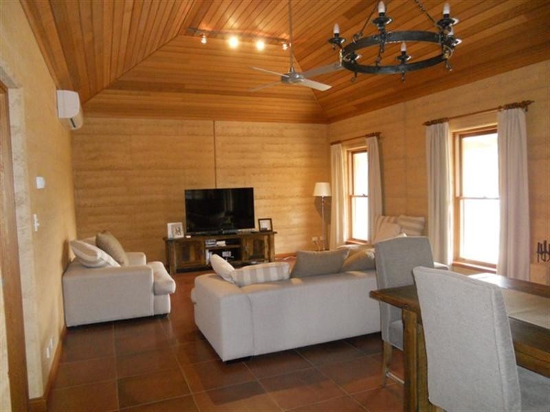 14 Hill Street, Mintaro SA 5415