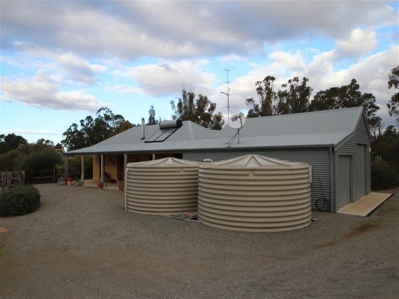 14 Hill Street, Mintaro SA 5415