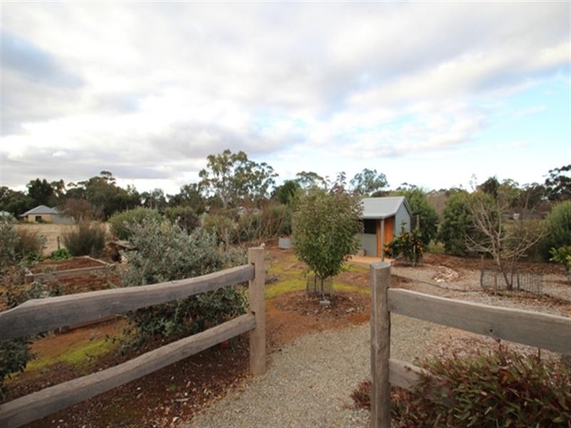 14 Hill Street, Mintaro SA 5415