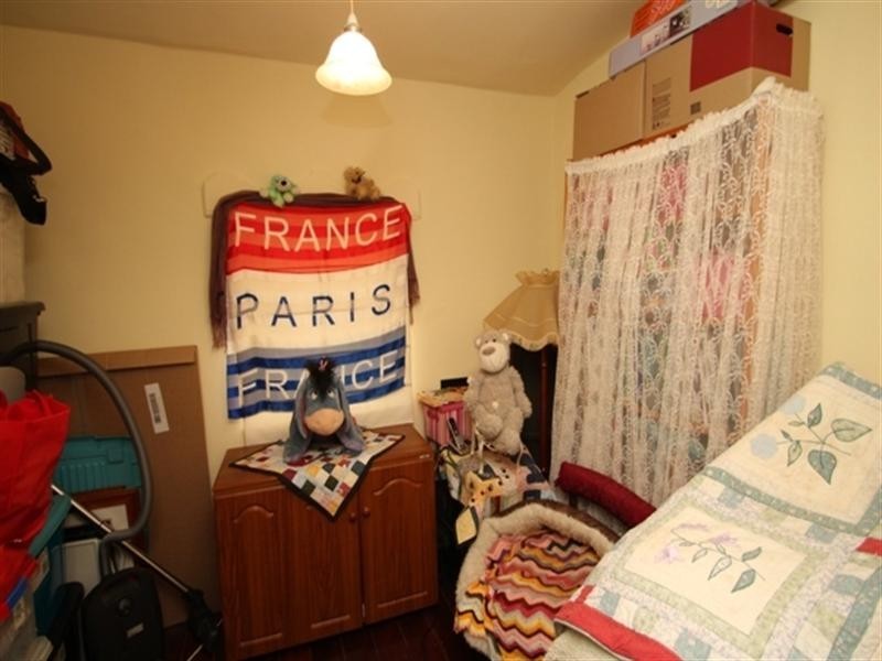 52A and 52B Victoria Road, Clare SA 5453