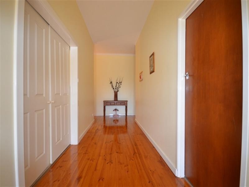 13 Hawker Street, Yacka SA 5470