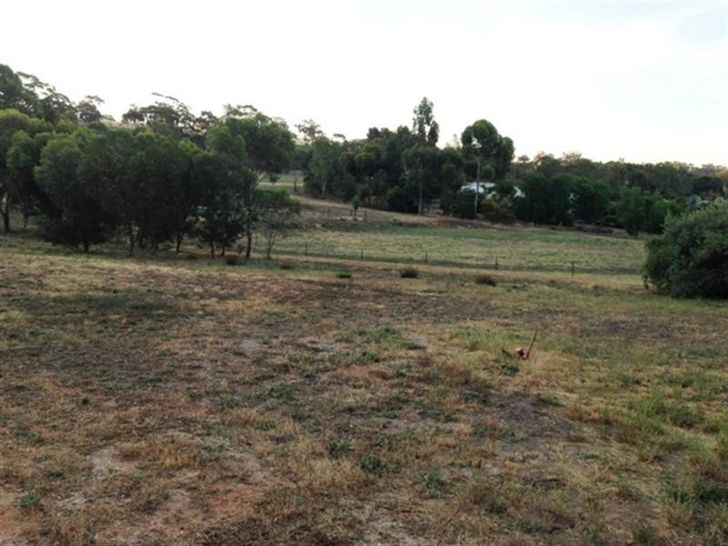 32 West Road, Watervale SA 5452