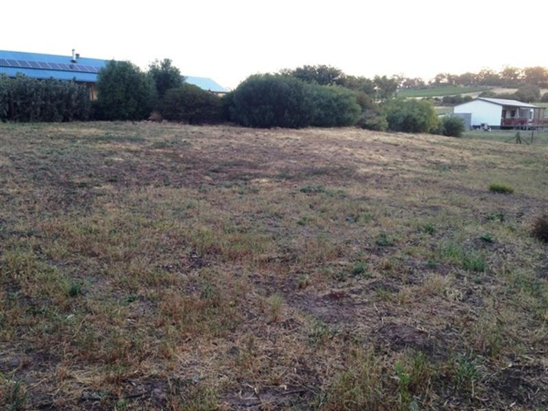 32 West Road, Watervale SA 5452