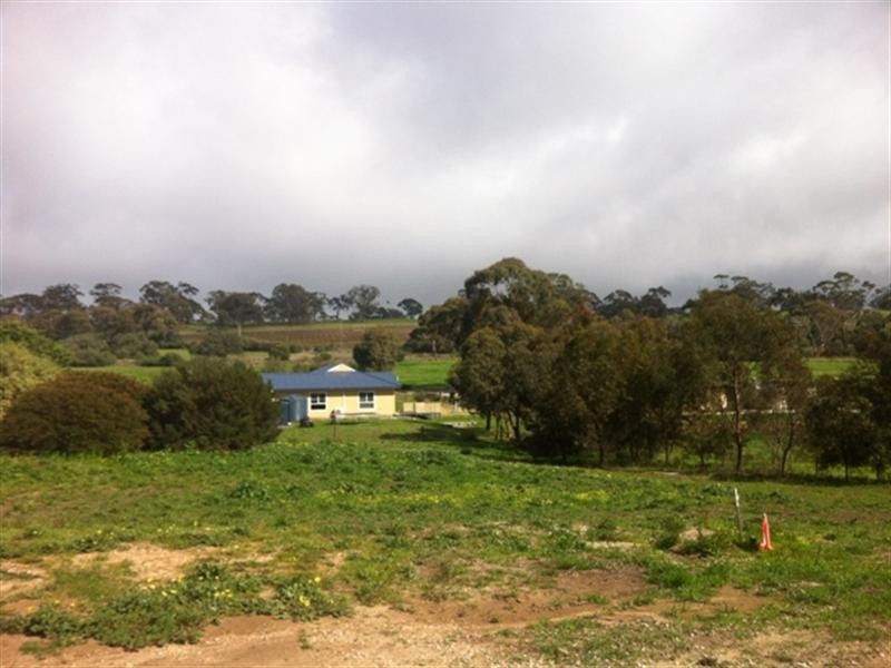 32 West Road, Watervale SA 5452